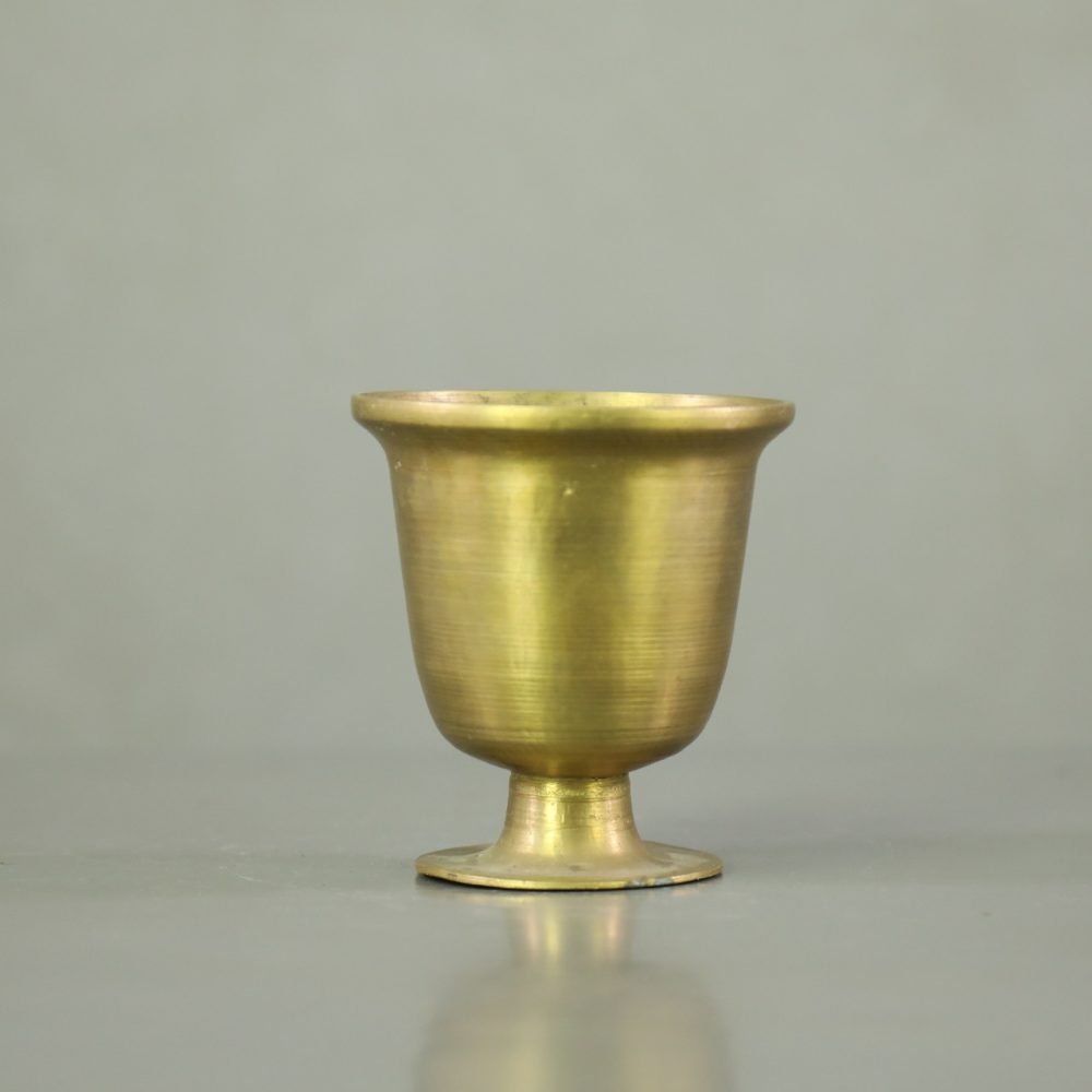 Gobelet en bronze et cire perdue